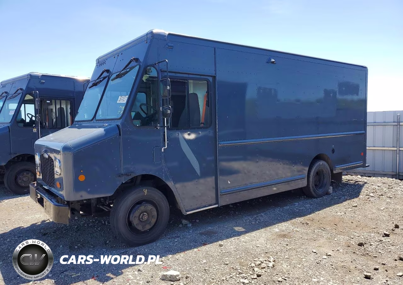 2021 Freightliner Chassis M Line Walk-In Van