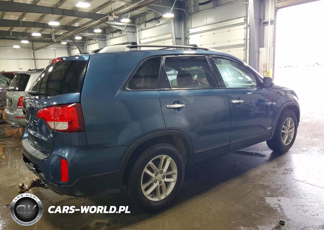 2015 Kia Sorento Lx VIN:5XYKTDA73FG558012 - 3