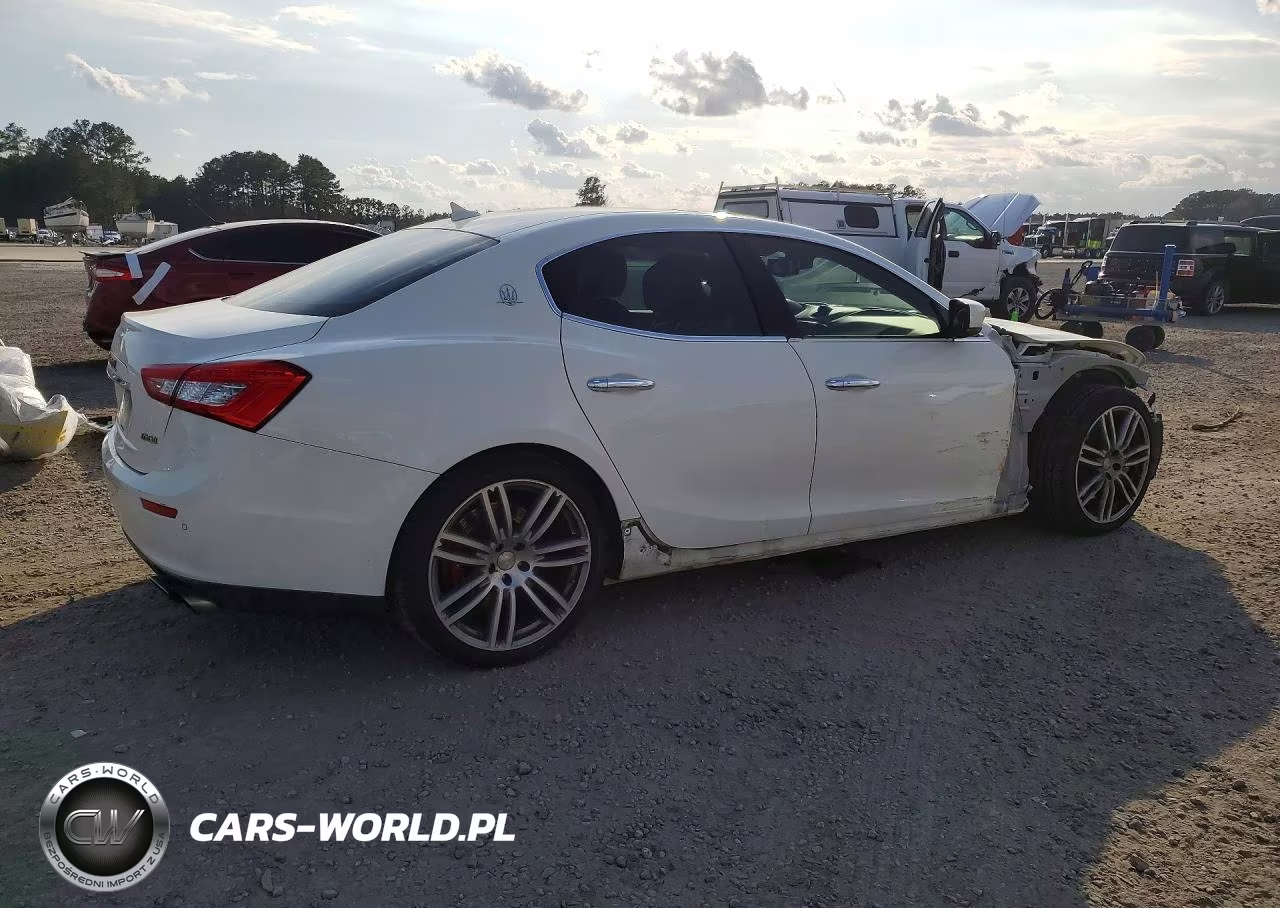 2014 Maserati Ghibli S VIN:ZAM57RTA5E1091970 - 3