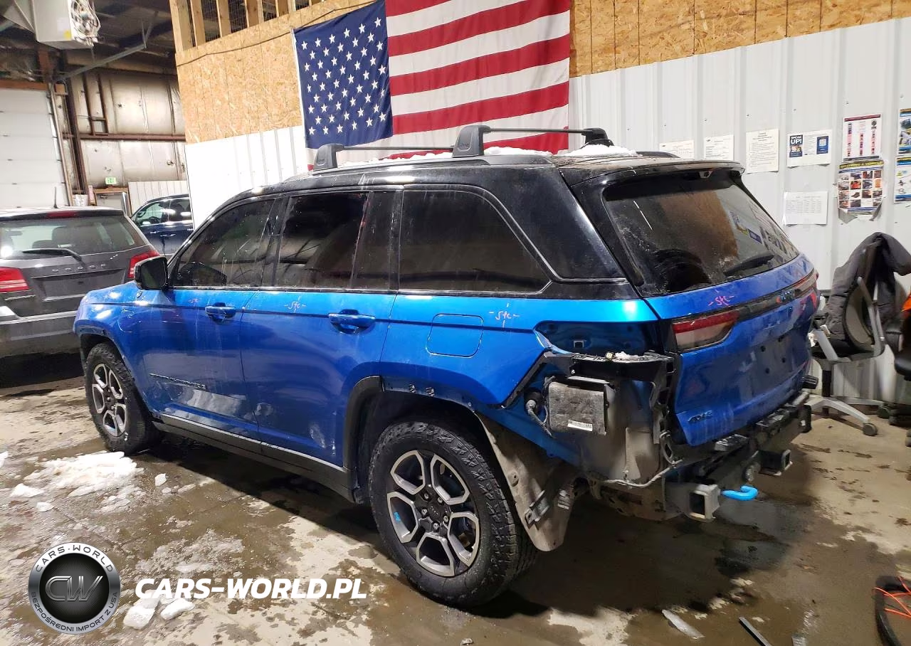 2022 Jeep Grand Cherokee Trailhawk 4Xe VIN:1C4RJYC66N8758517 - 2