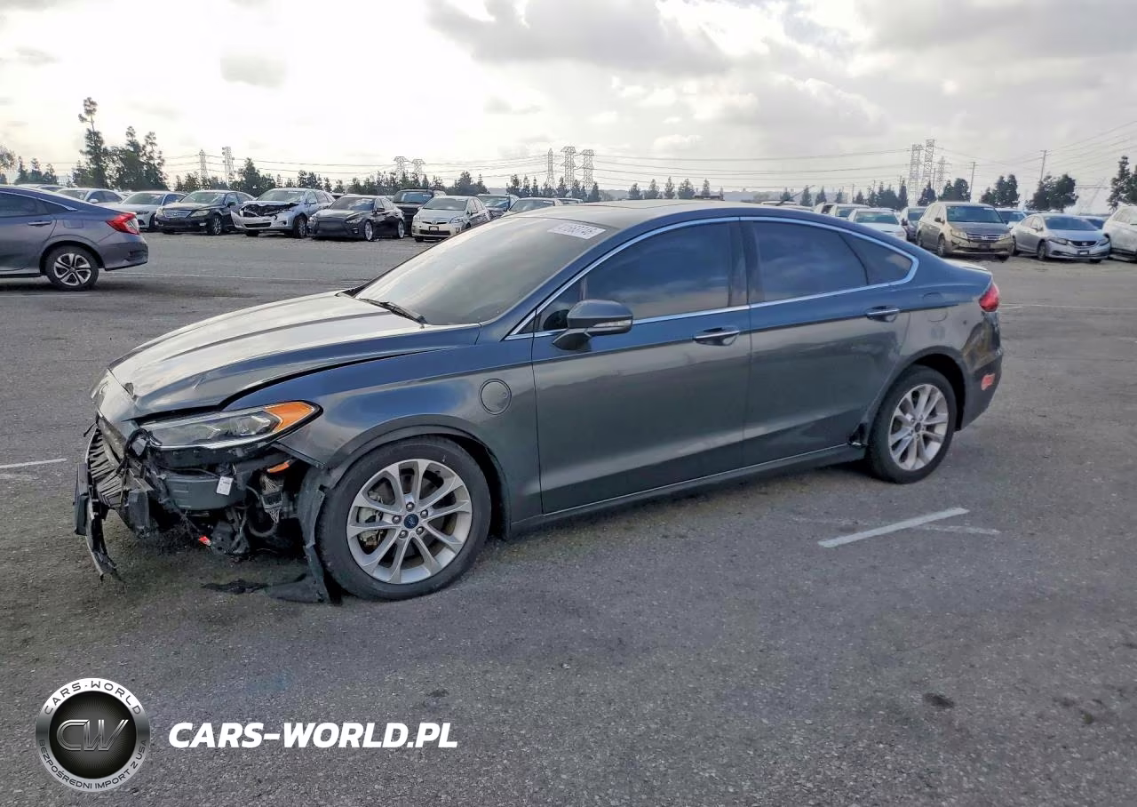 2020 Ford Fusion Titanium VIN:3FA6P0SU8LR261036 - 1