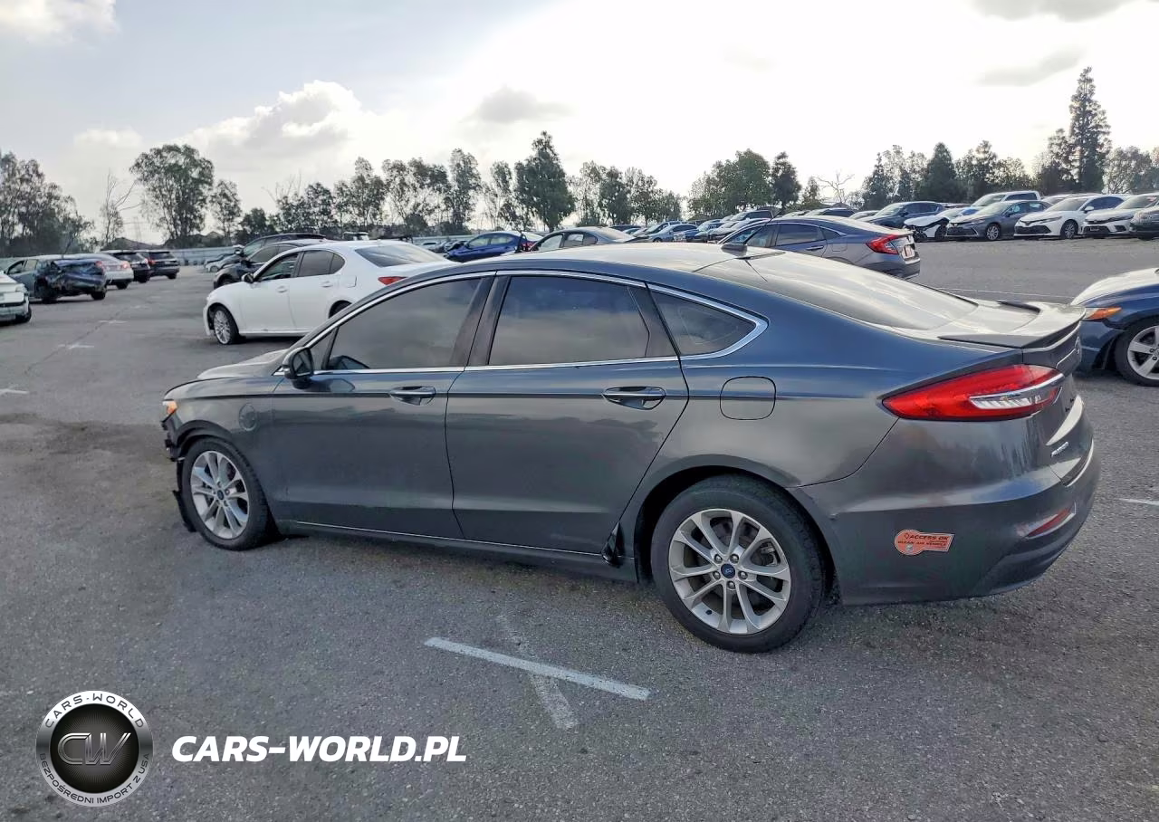 2020 Ford Fusion Titanium VIN:3FA6P0SU8LR261036 - 2