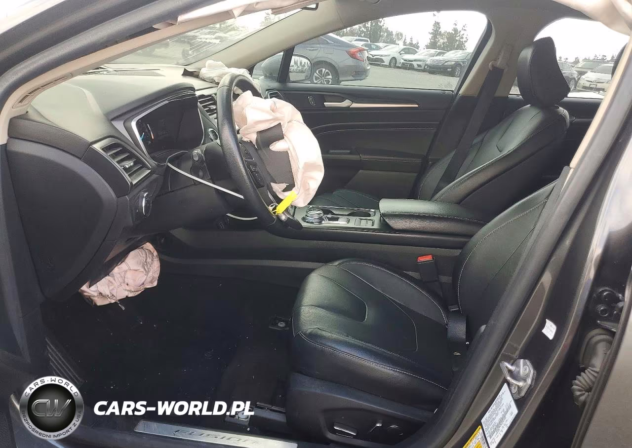 2020 Ford Fusion Titanium VIN:3FA6P0SU8LR261036 - 7