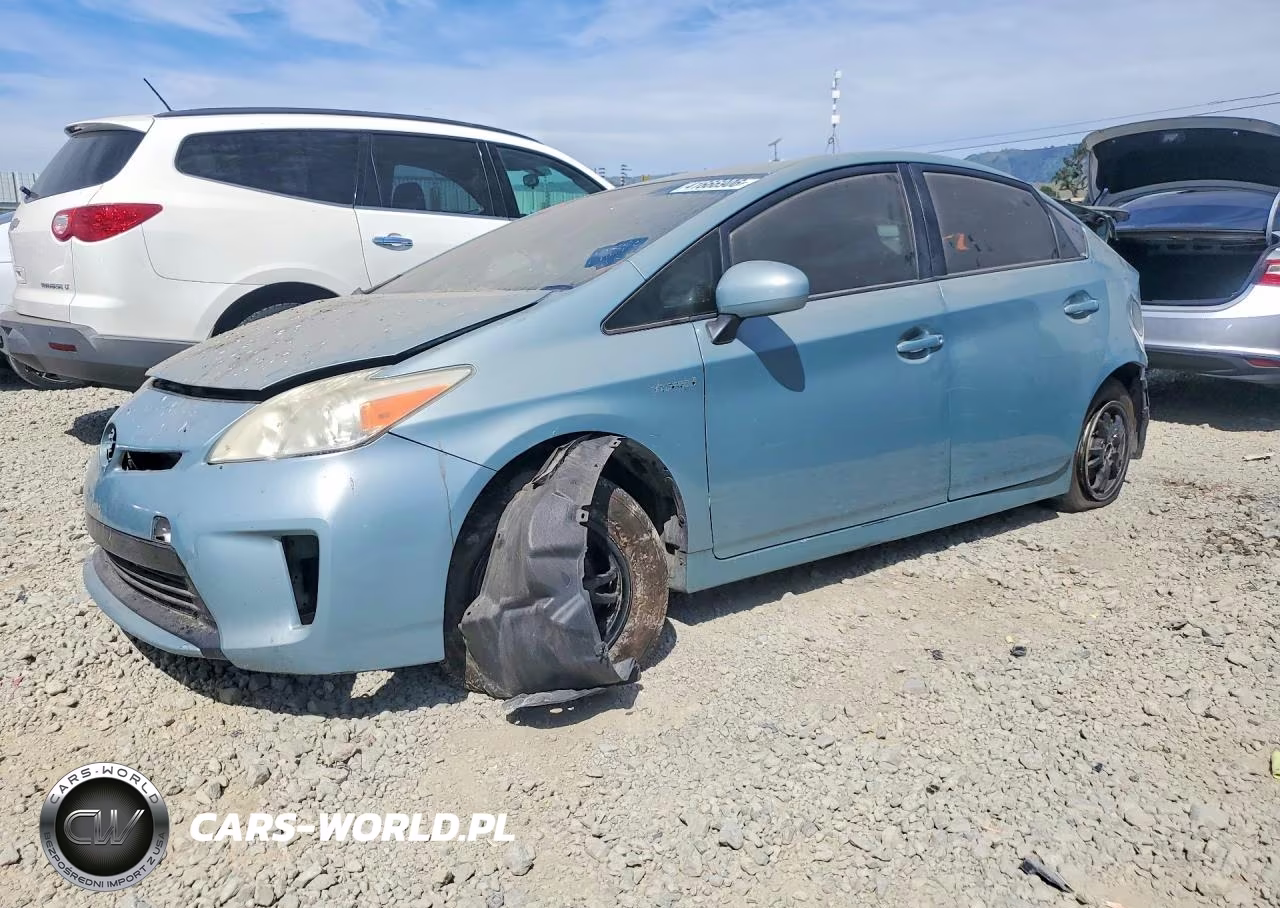 2013 Toyota Prius Two