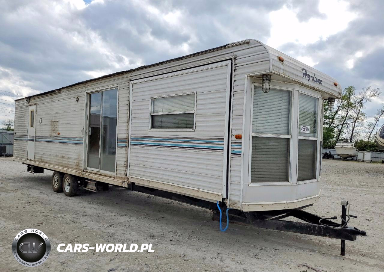 2002 Hy-Line Camper