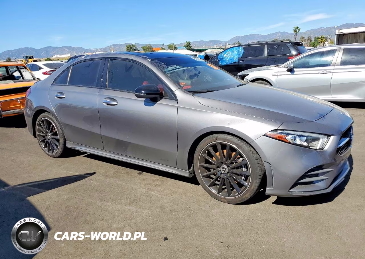2020 Mercedes-Benz A220 VIN:W1K3G4EBXLJ207042 - 4