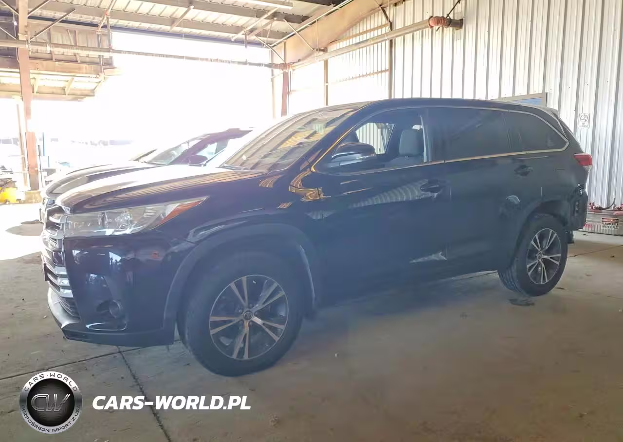 2017 Toyota Highlander Le