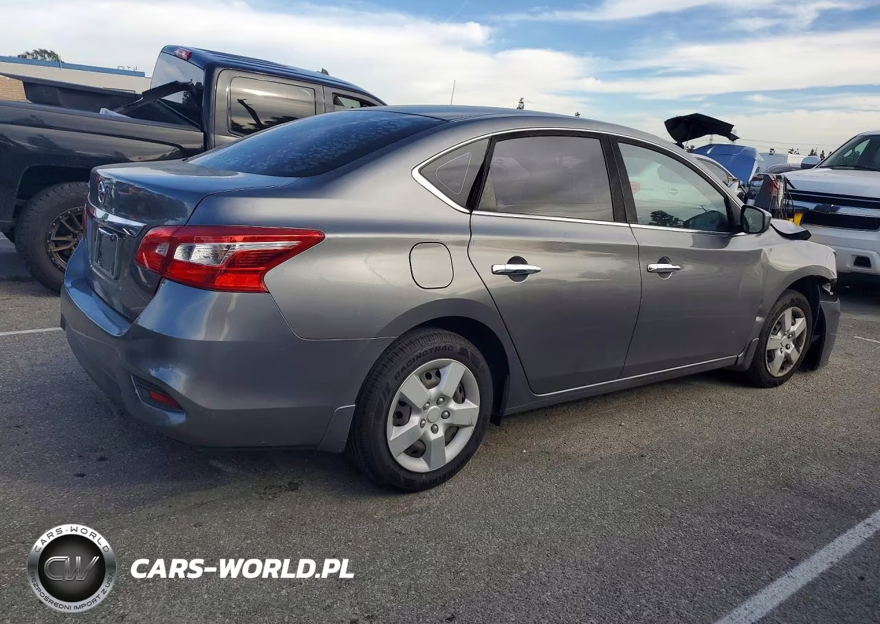 2017 Nissan Sentra S VIN:3N1AB7AP3HY369104 - 3