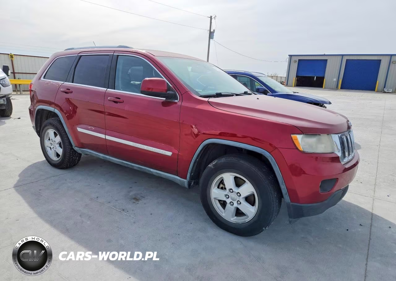 2012 Jeep Grand Cherokee Laredo VIN:1C4RJEAG7CC177192 - 4