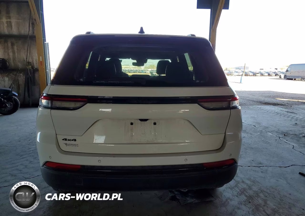 2024 Jeep Grand Cherokee Laredo VIN:1C4RJHAGXRC261386 - 6