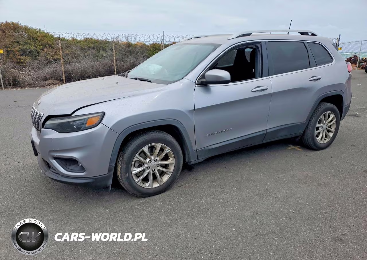 2019 Jeep Cherokee Latitude – zdjęcie 1 z 13