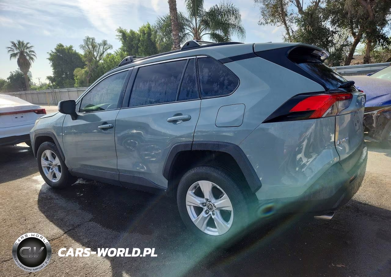 2021 Toyota Rav4 Xle VIN:2T3P1RFV5MW192049 - 2
