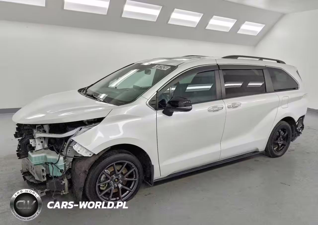 2023 Toyota Sienna 25Th Anniversary Edition