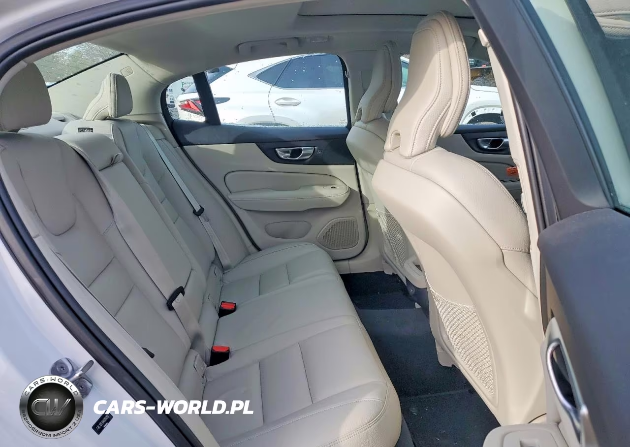 2024 Volvo S60 Plus VIN:7JRL12FL6RG304057 - 10