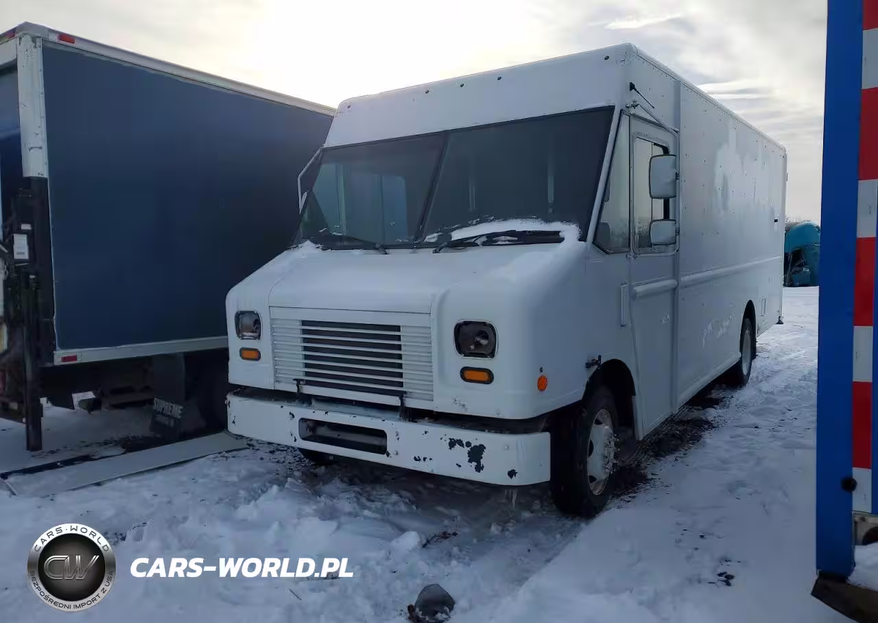 2013 Ford F59 Delivery Truck