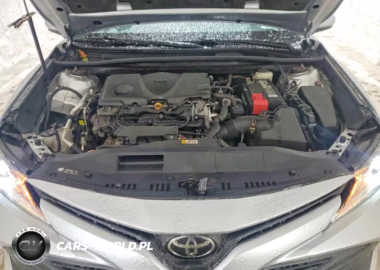 2018 Toyota Camry Le VIN:4T1B11HK7JU053284 - 11