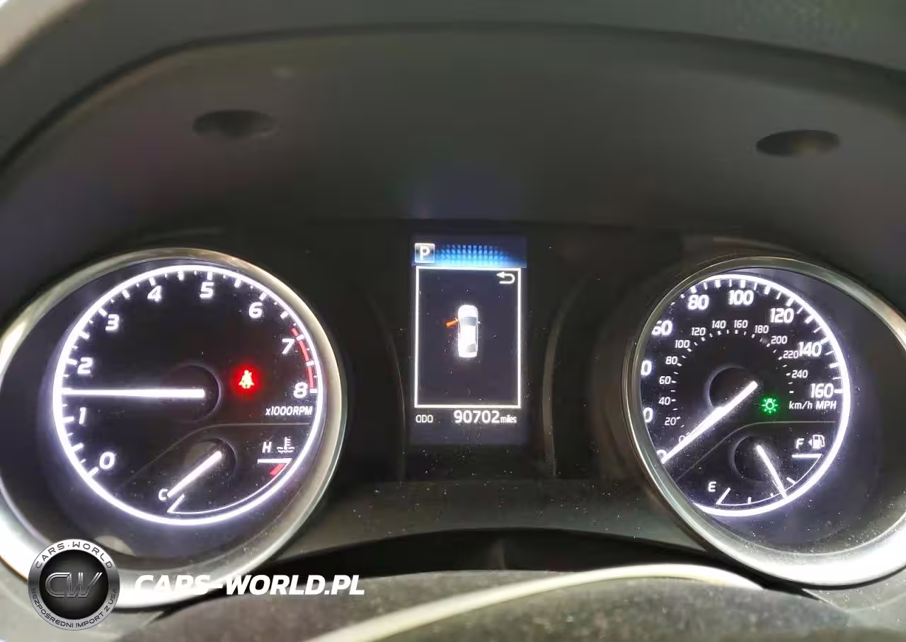 2018 Toyota Camry Le VIN:4T1B11HK7JU053284 - 9