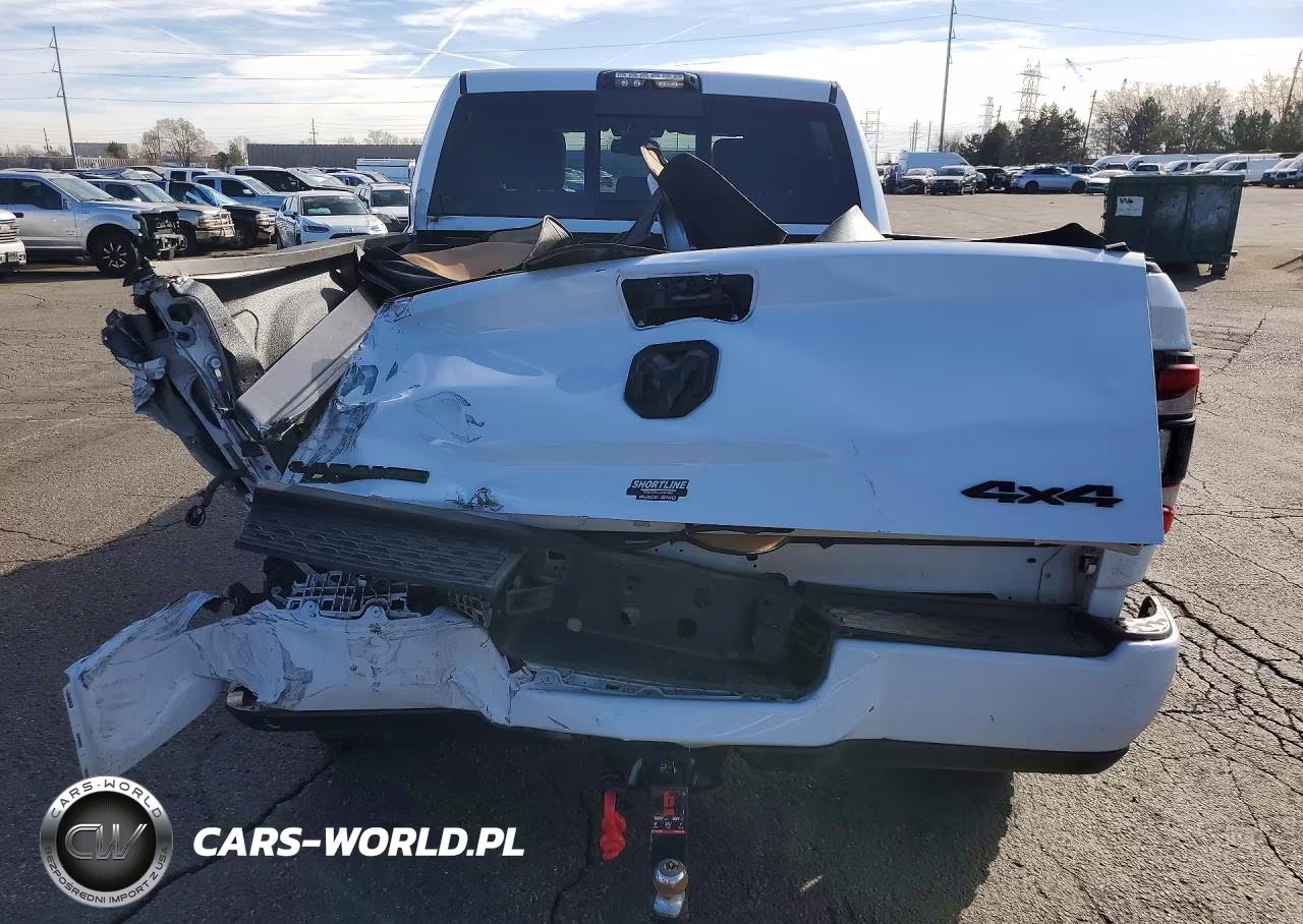 2021 Ram 2500 Laramie VIN:3C6UR5FL8MG512376 - 6