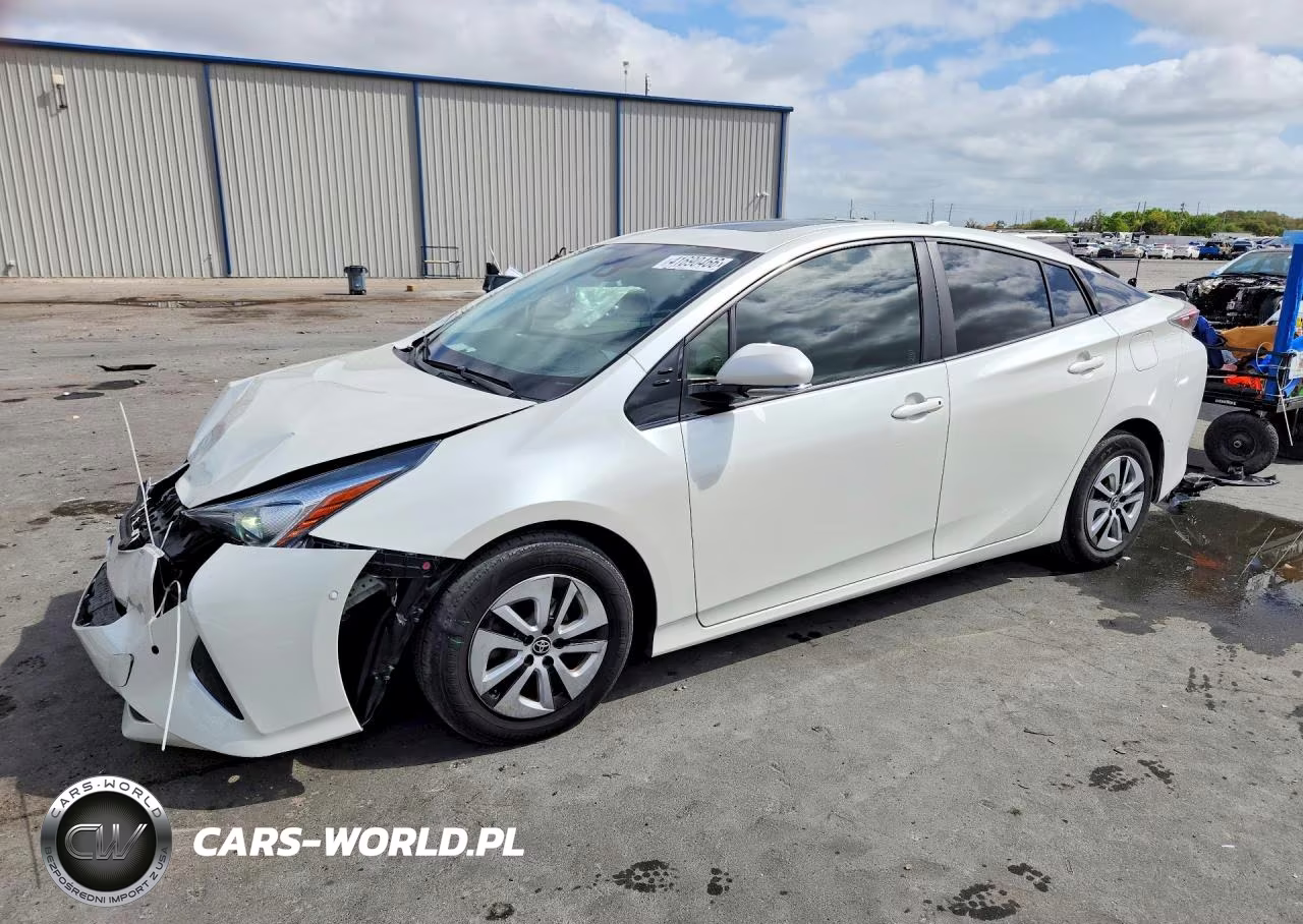 2017 Toyota Prius Three