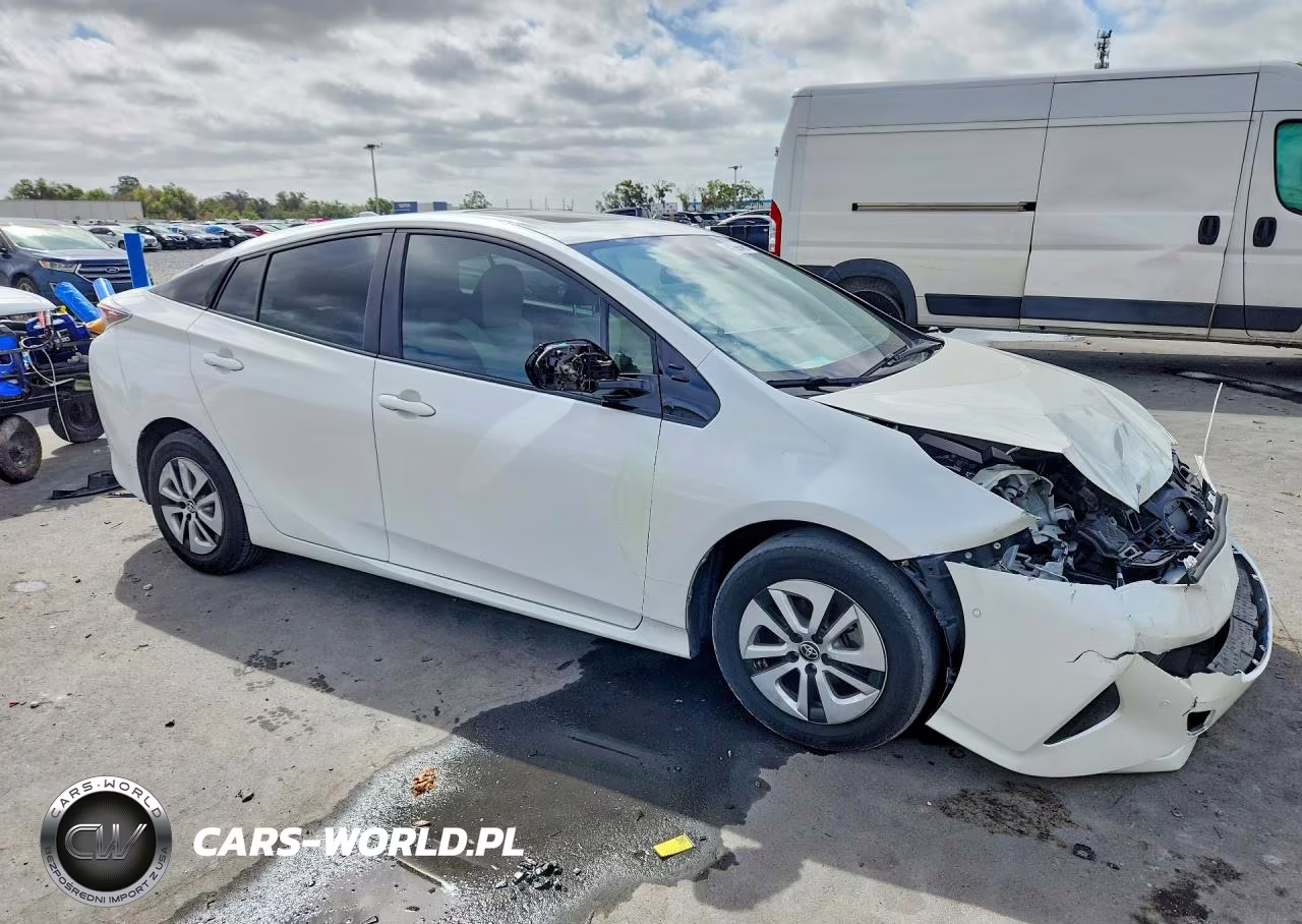 2017 Toyota Prius Three VIN:JTDKARFU1H3540147 - 4