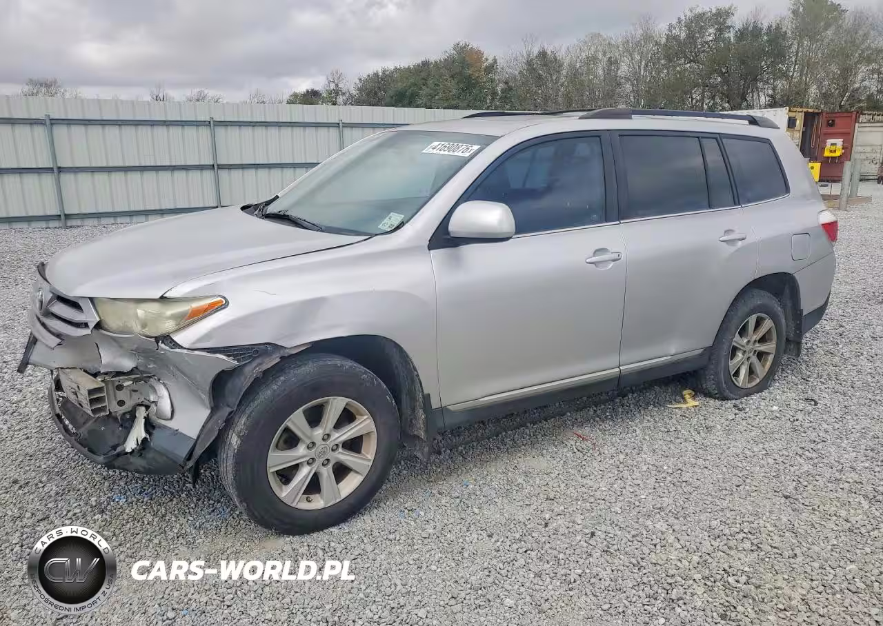 2013 Toyota Highlander Se