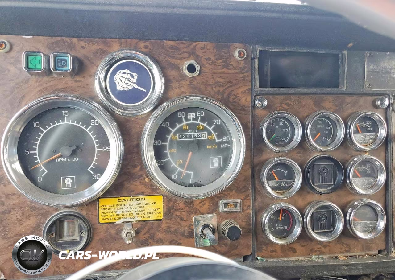 1992 Kenworth W900 Semi Truck VIN:1XKWDB9X0NS578741 - 8