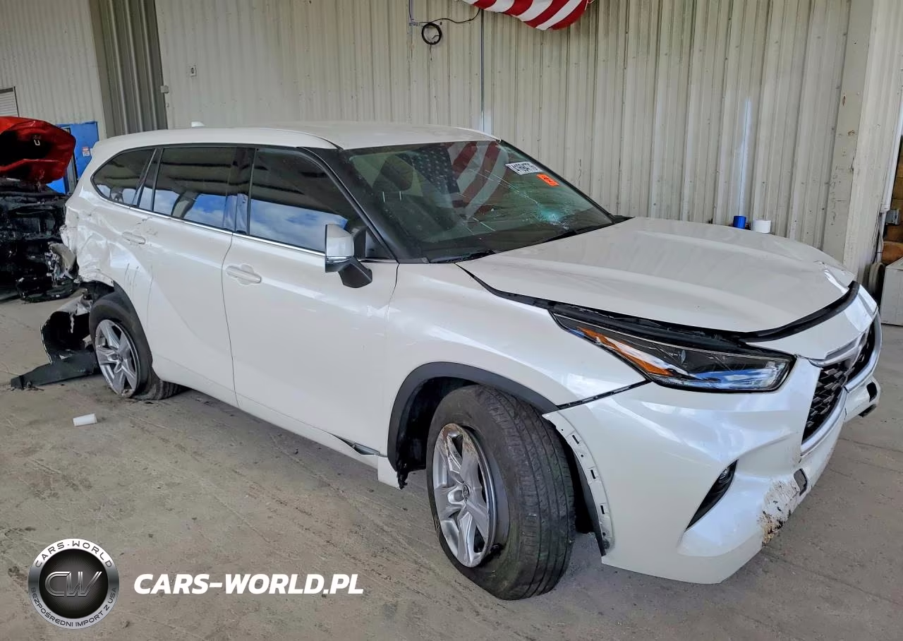 2021 Toyota Highlander Le VIN:5TDZZRAH2MS031369 - 4