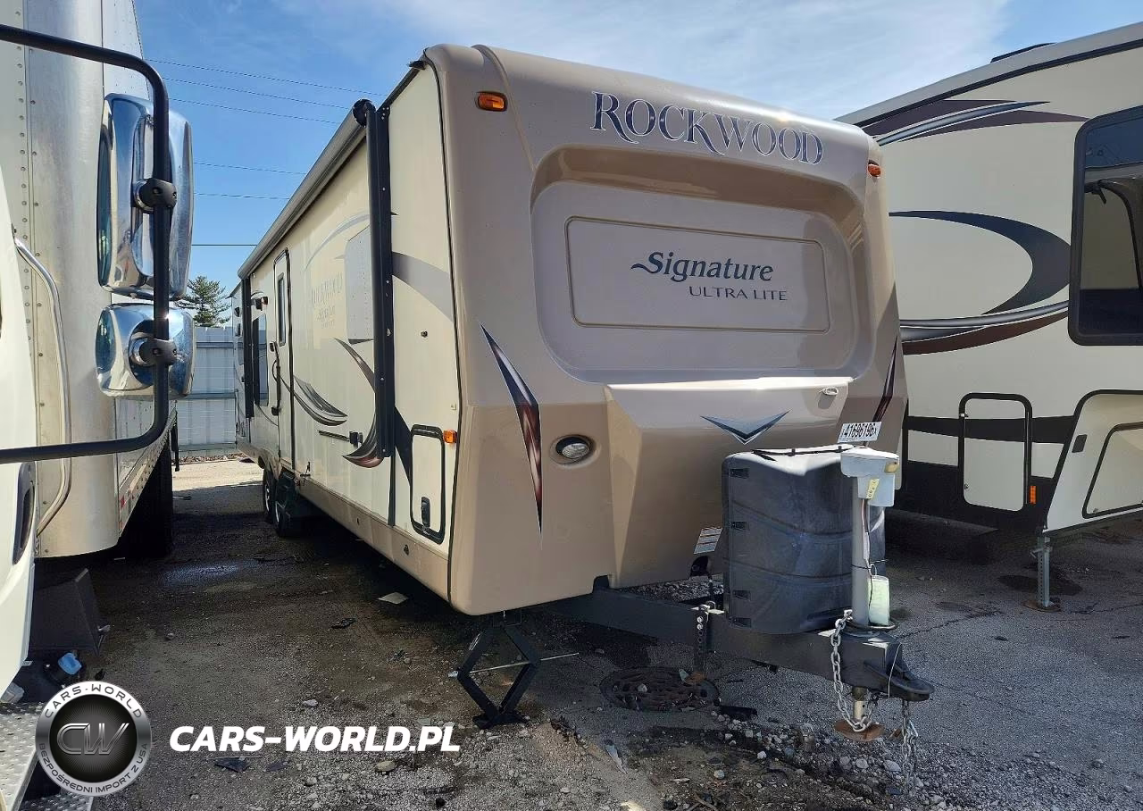 2015 Forest River Rockwood Camper