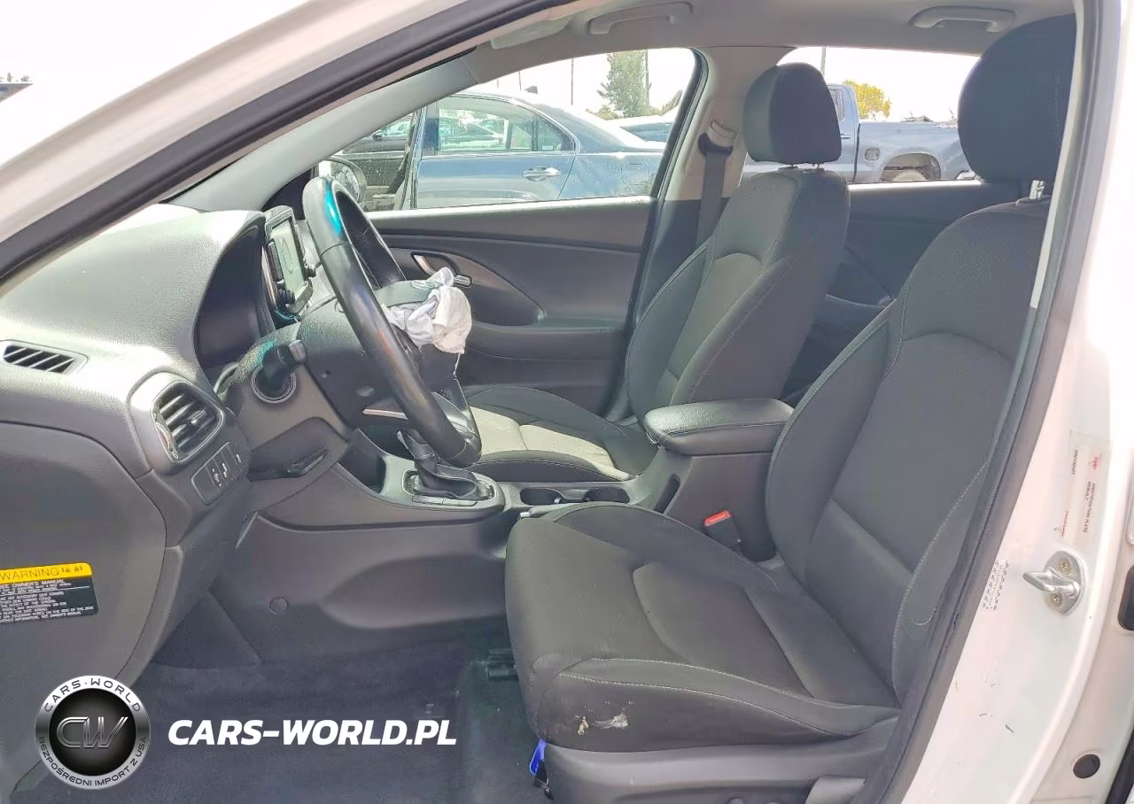 2018 Hyundai Elantra Gt Base VIN:KMHH35LE9JU031168 - 7