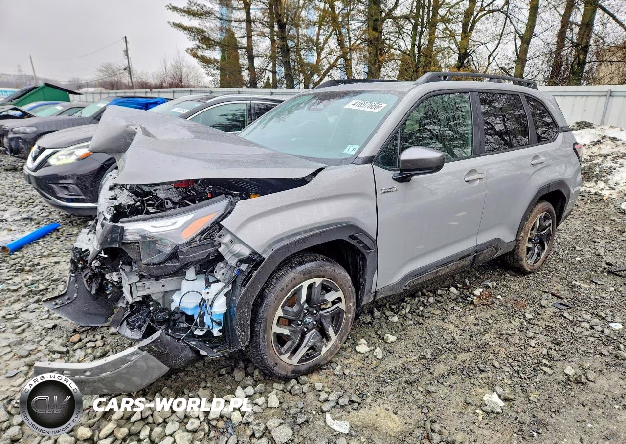 2025 Subaru Forester Premium