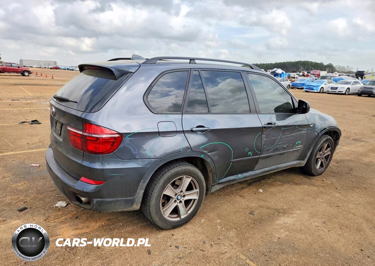 2012 BMW X5 xDrive35D VIN:5UXZW0C59CL671990 - 3