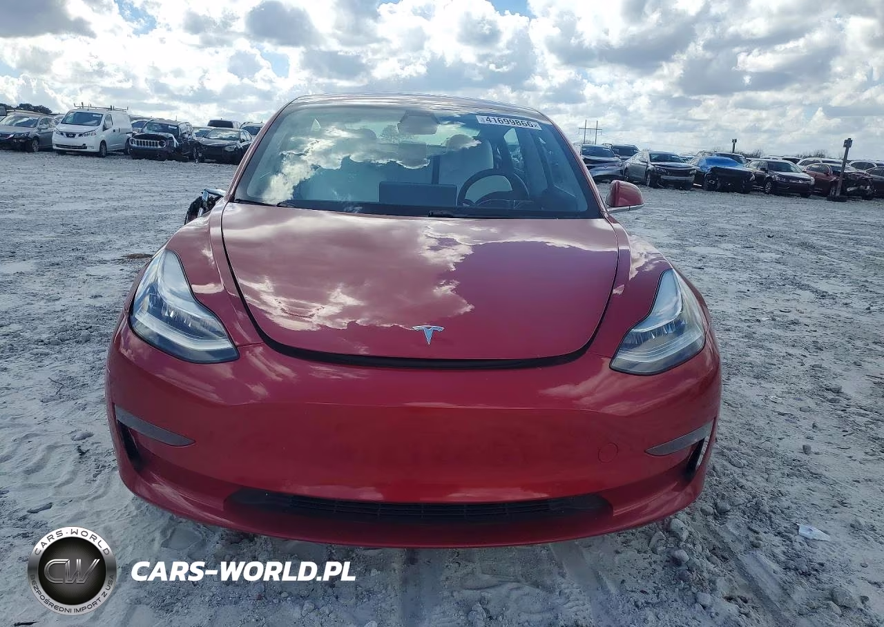 2018 Tesla Model 3 VIN:5YJ3E1EB2JF075106 - 5