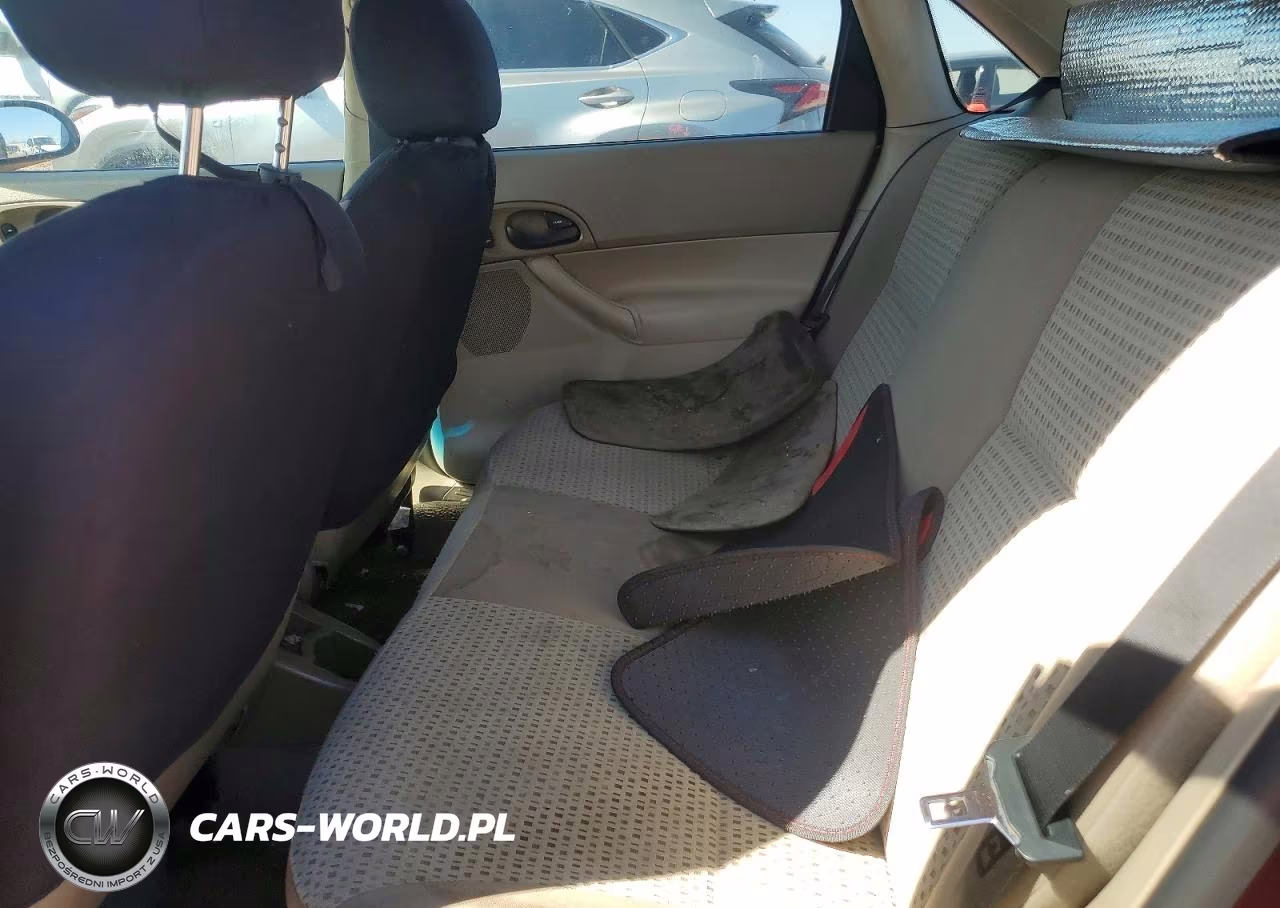 2007 Ford Focus Zx4 VIN:1FAHP34N97W166472 - 10