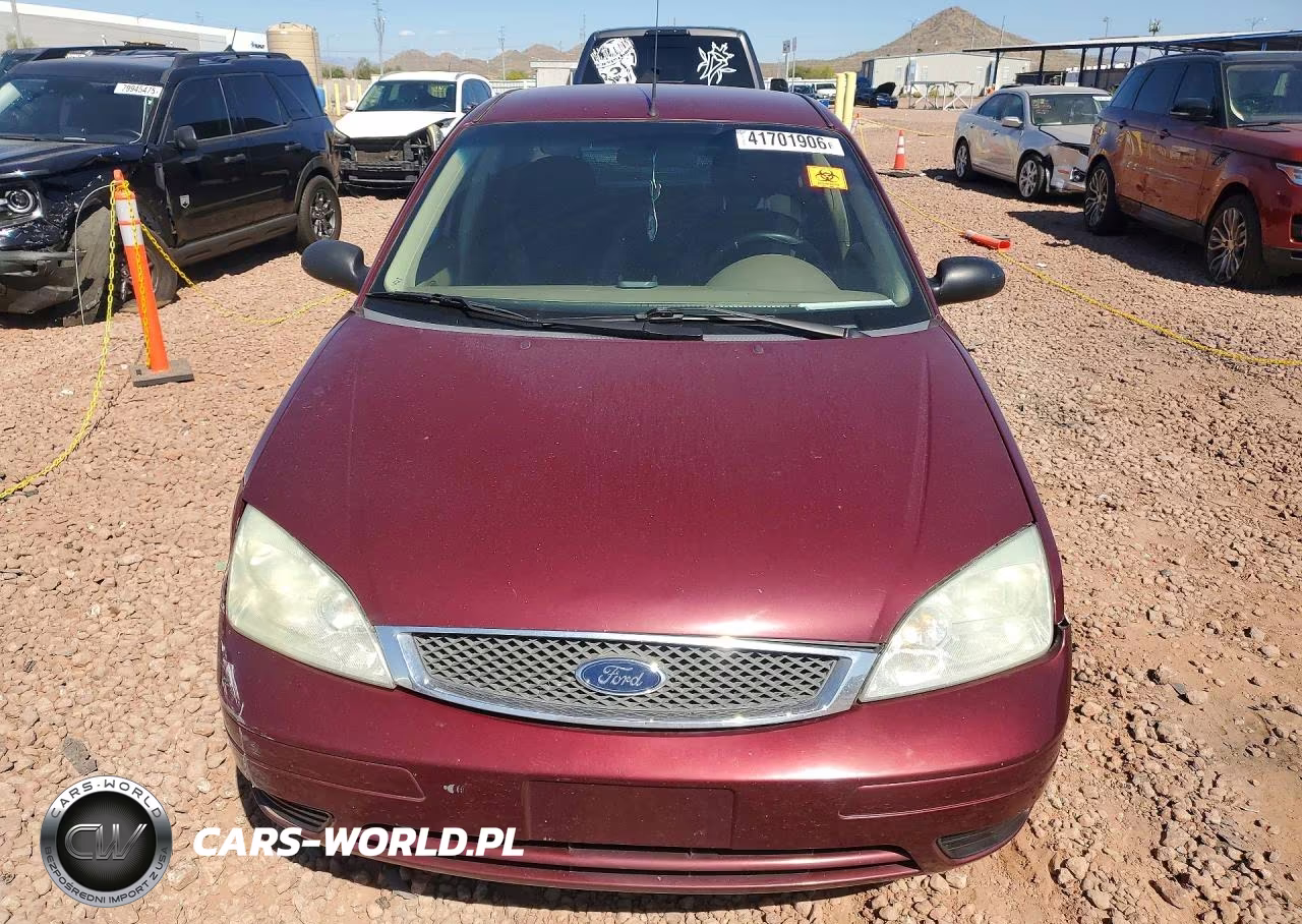 2007 Ford Focus Zx4 VIN:1FAHP34N97W166472 - 5