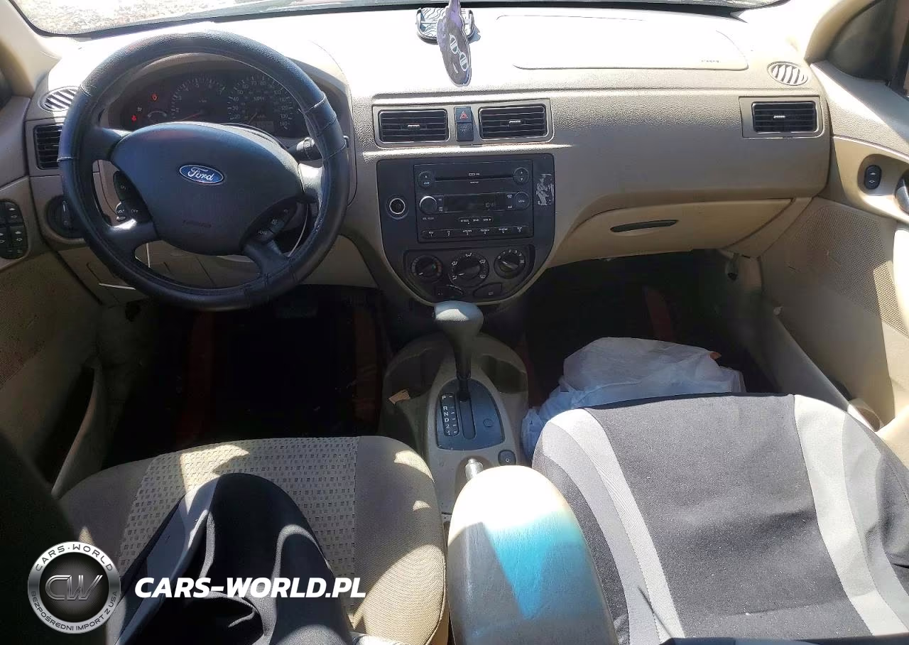 2007 Ford Focus Zx4 VIN:1FAHP34N97W166472 - 8