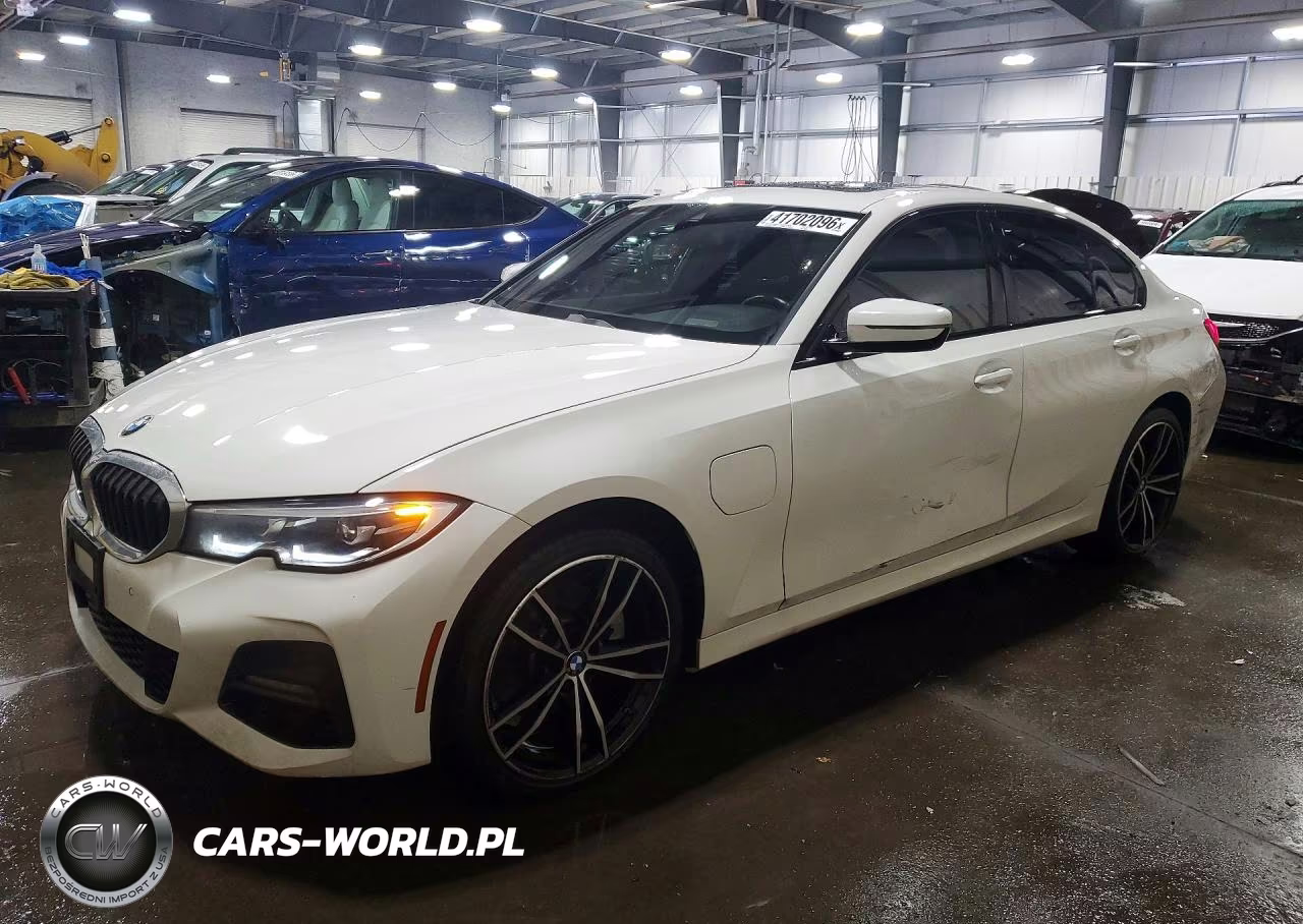 2021 BMW 330E