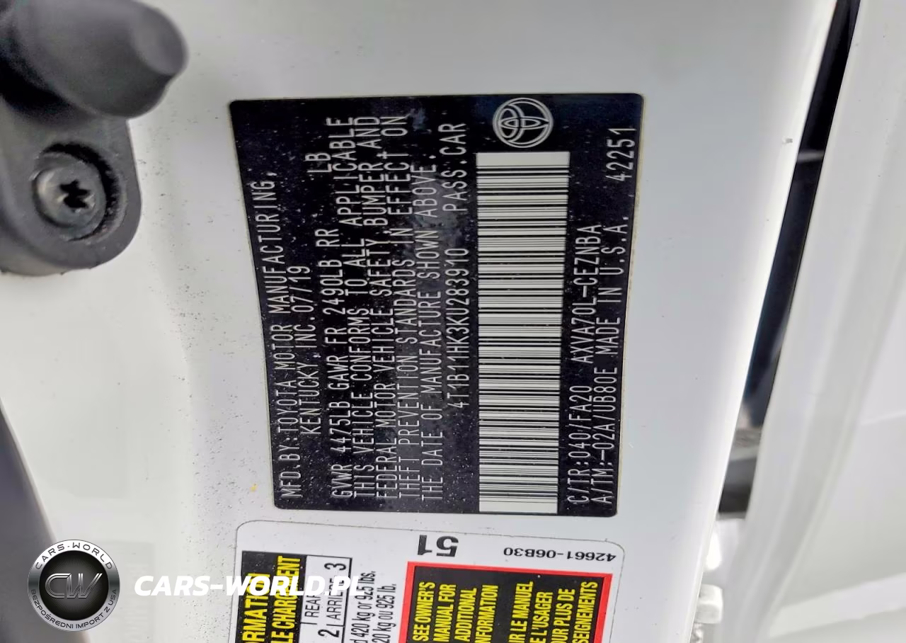 2019 Toyota Camry Le VIN:4T1B11HK3KU283910 - 12