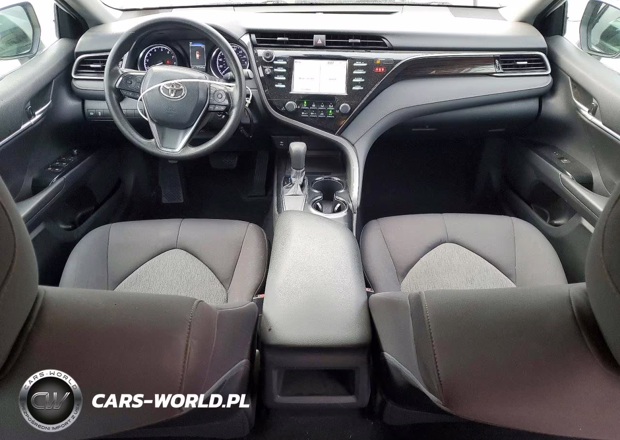 2019 Toyota Camry Le VIN:4T1B11HK3KU283910 - 8