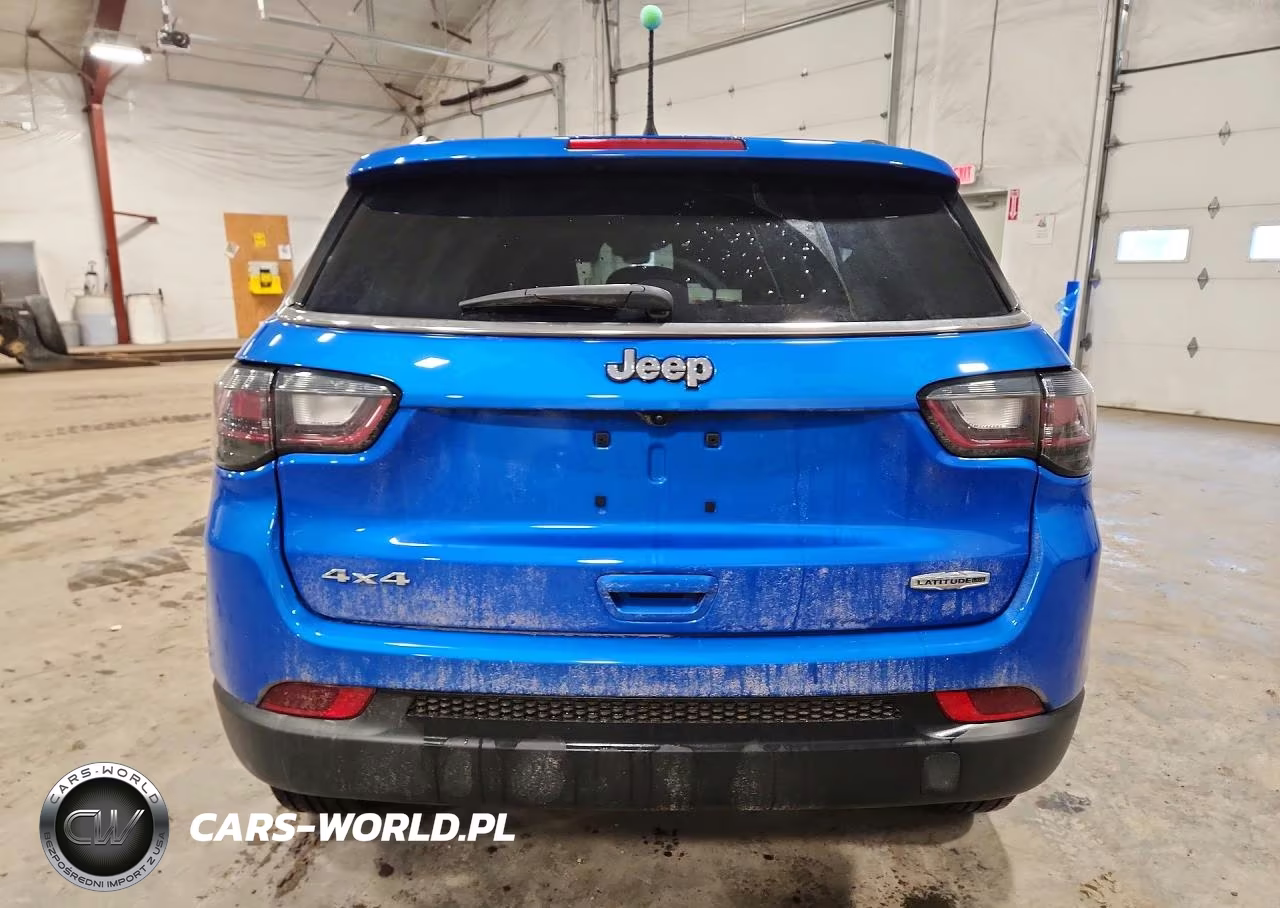 2022 Jeep Compass Latitude Lux VIN:3C4NJDFB1NT169800 - 6