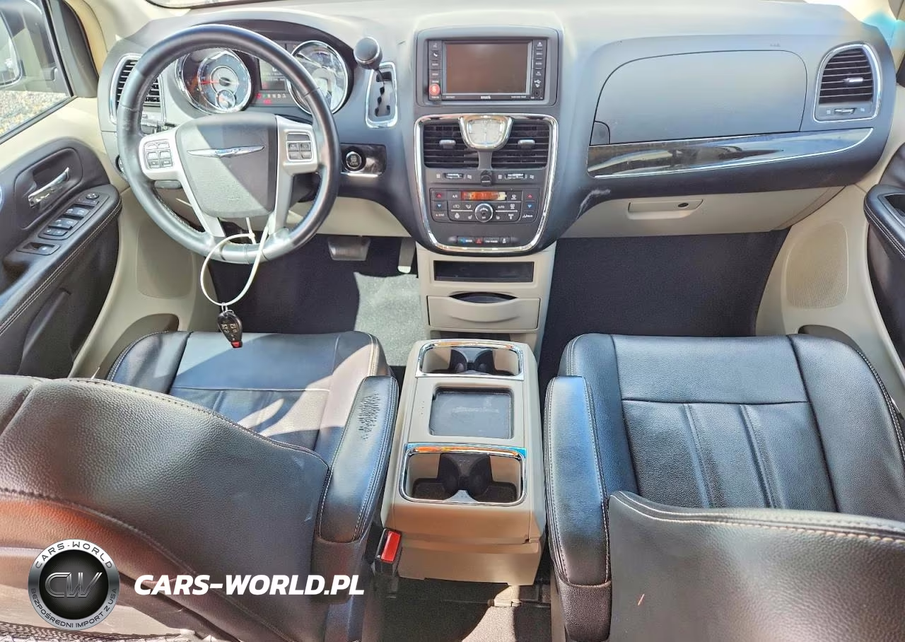 2014 Chrysler Town & Country Touring VIN:2C4RC1BG8ER413814 - 8