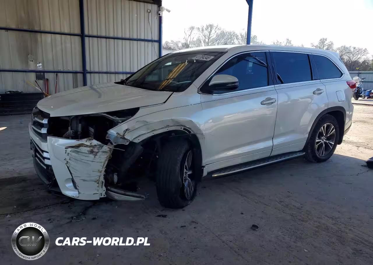 2017 Toyota Highlander Le