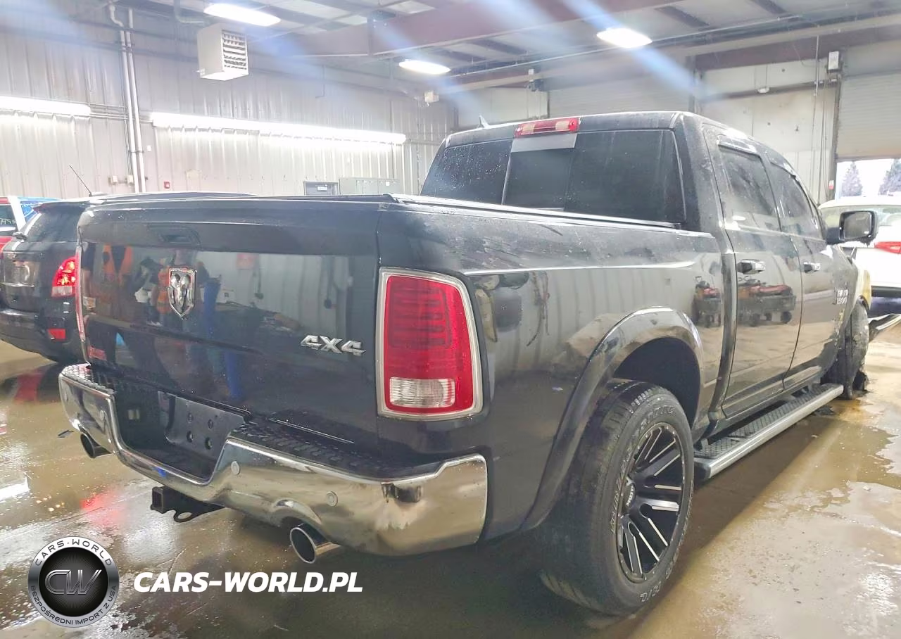 2017 Ram 1500 Laramie VIN:1C6RR7NM4HS522056 - 3