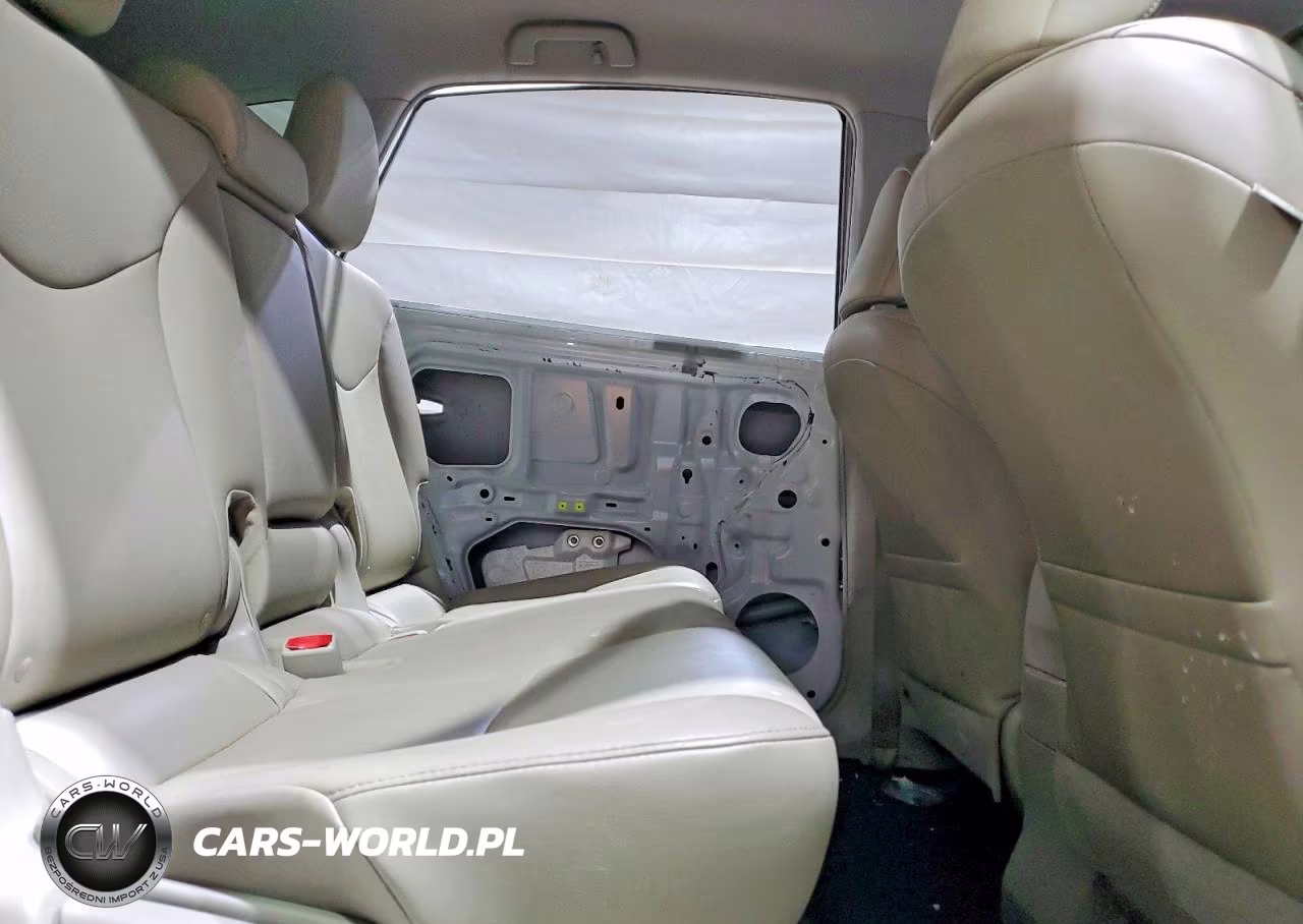 2015 Toyota Prius V Five VIN:JTDZN3EU5FJ036002 - 11