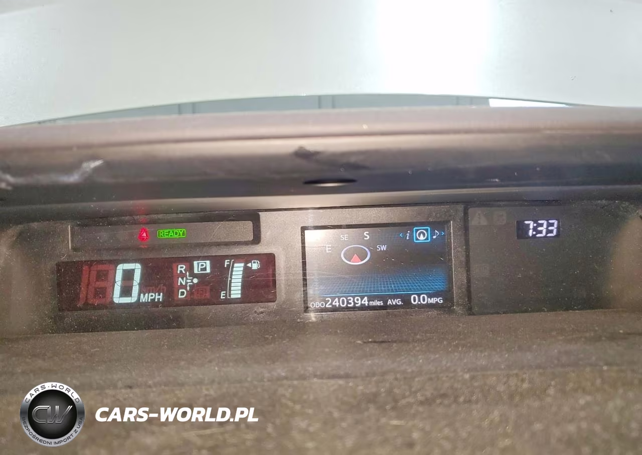 2015 Toyota Prius V Five VIN:JTDZN3EU5FJ036002 - 9