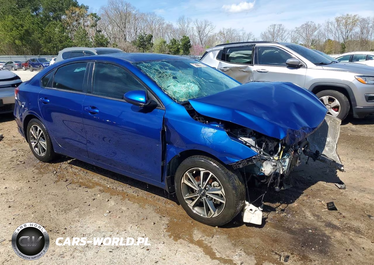 2023 Kia Forte Lxs VIN:3KPF24AD2PE507691 - 4