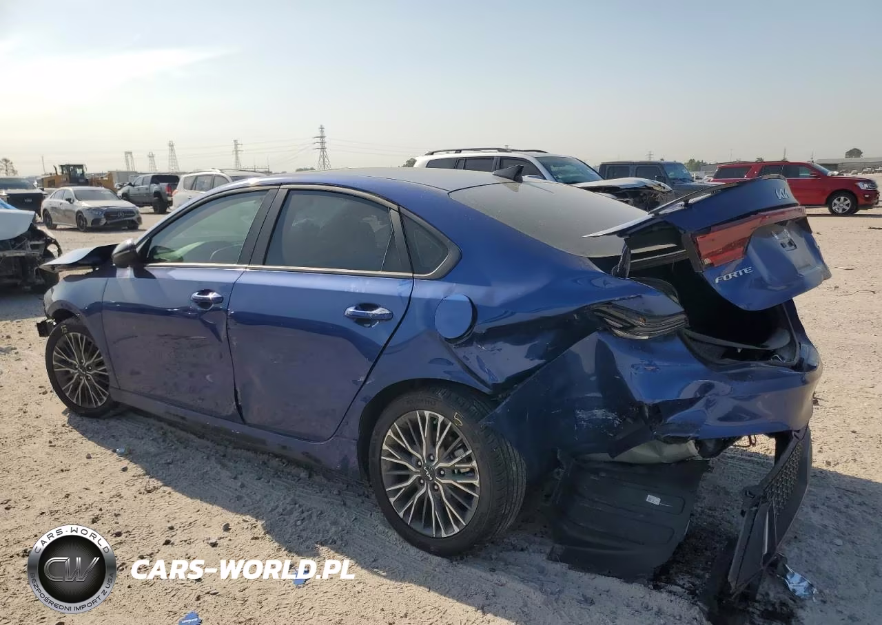 2024 Kia Forte Gt Line VIN:3KPF54AD9RE832011 - 2
