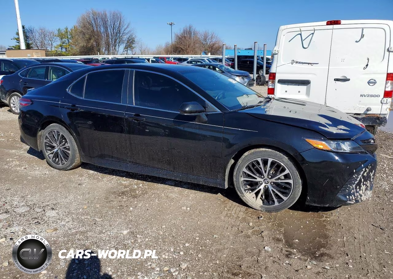 2019 Toyota Camry Se VIN:4T1B11HK8KU845476 - 4