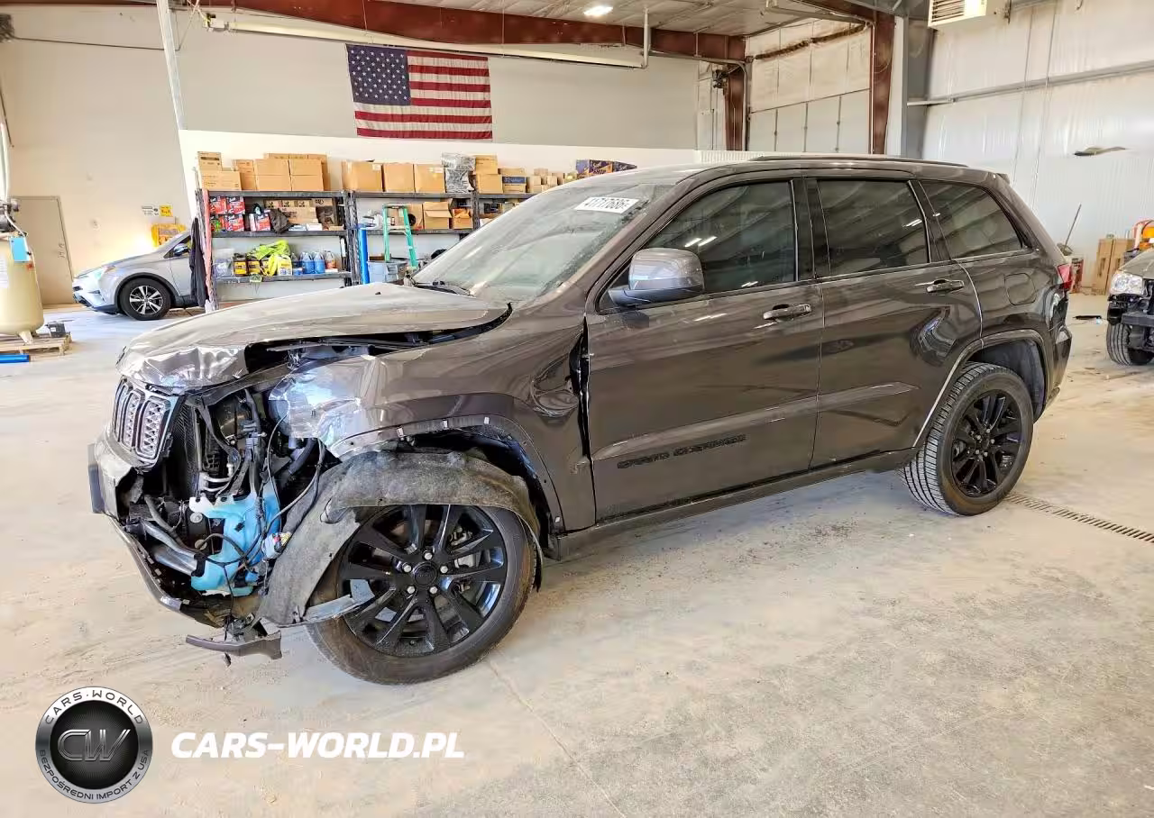 2017 Jeep Grand Cherokee Laredo