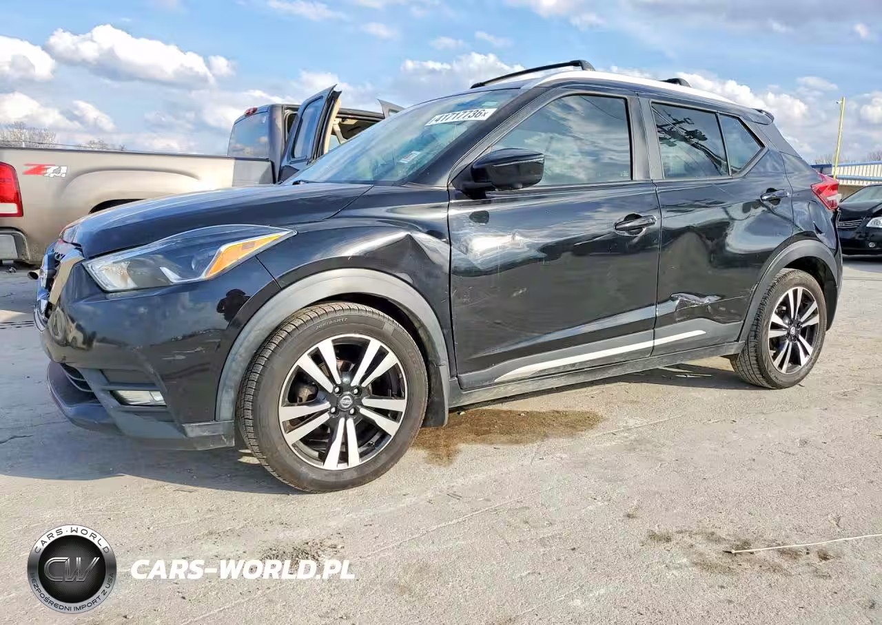 2019 Nissan Kicks Sr
