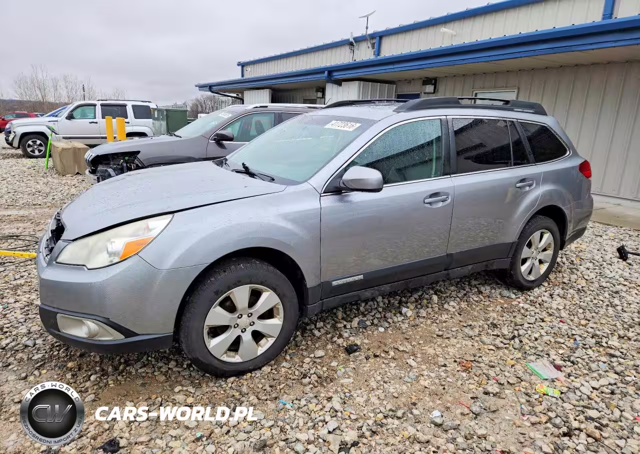 2011 Subaru Outback 2.5I Limited